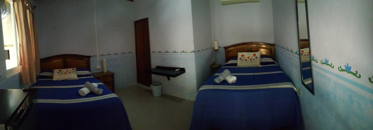 Hotel Hacienda La Catrina 홀박스아일랜드 외부 사진